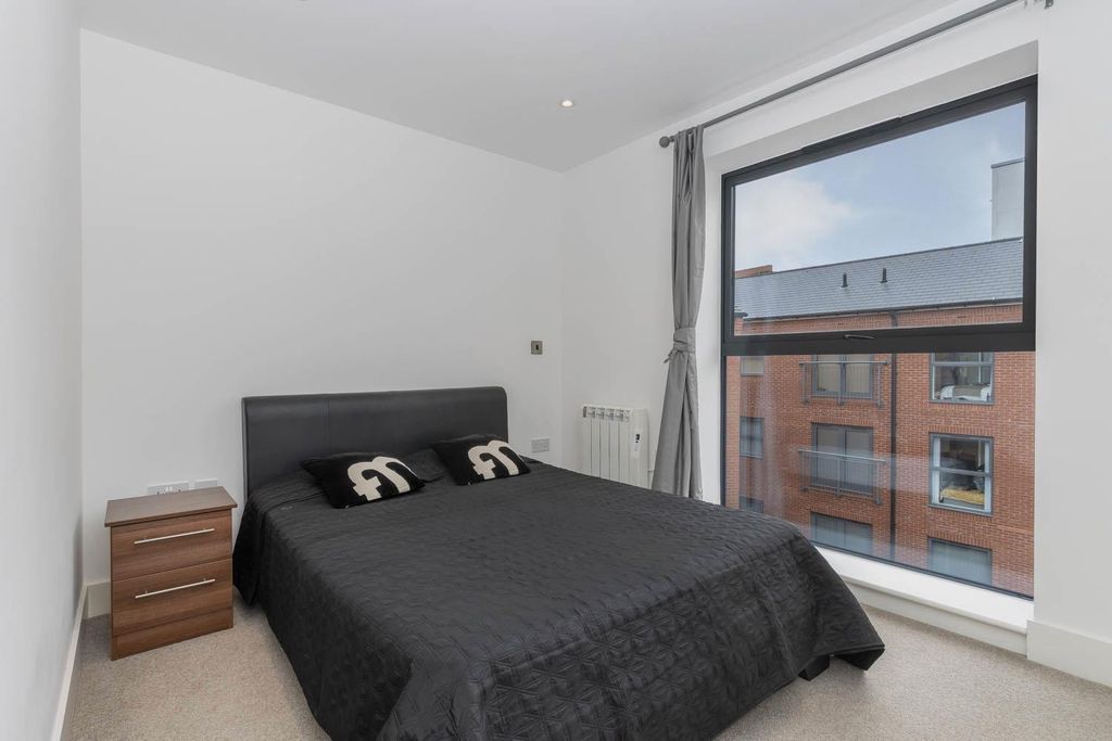 Property photo 3 of 12 Living Room