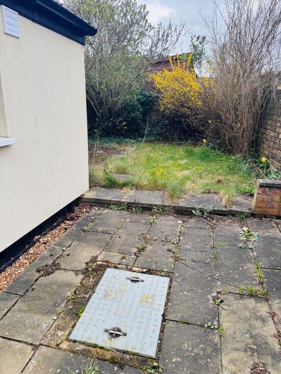 Property photo 3 of 5