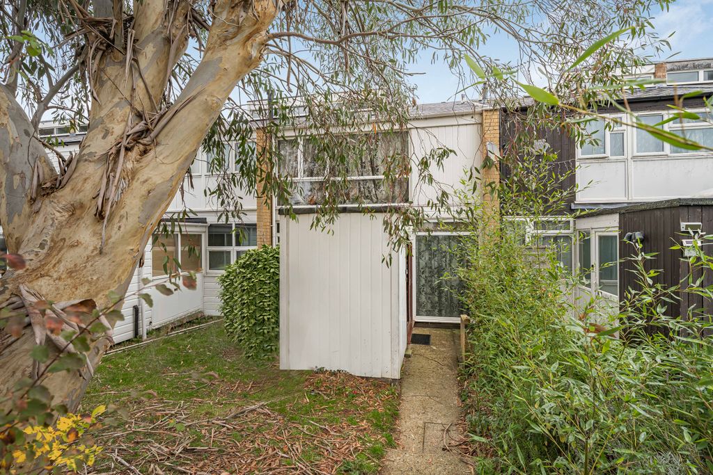 Property photo 1 of 13 Front