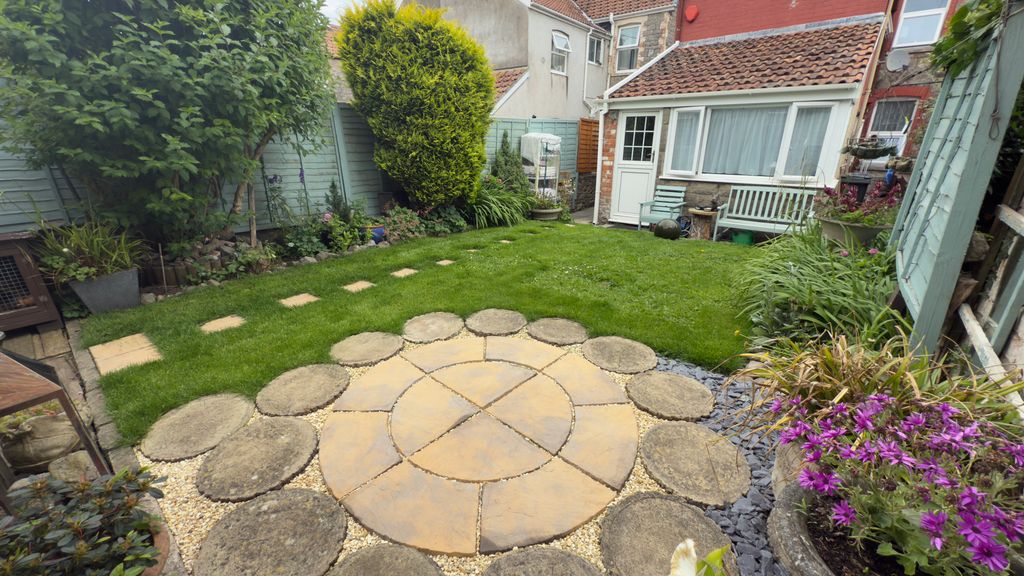 Property photo 3 of 33 Img_E4001