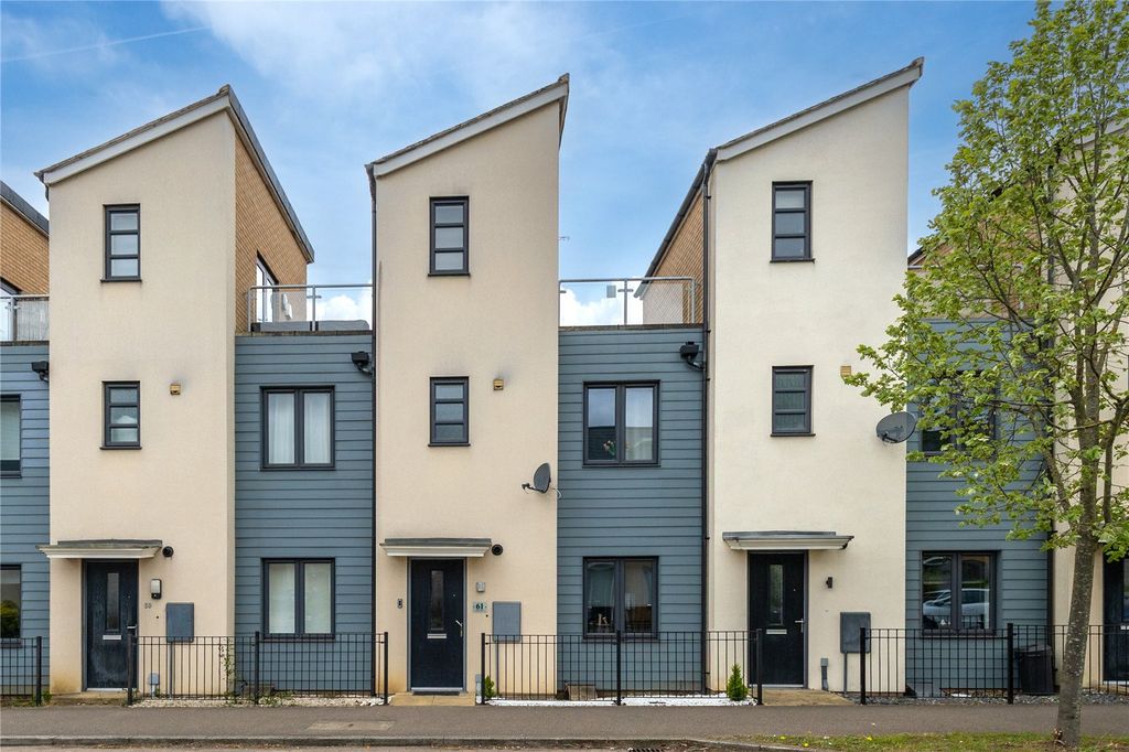 Property photo 1 of 17 Front