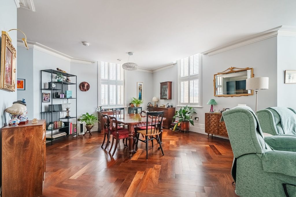 Additional image 10 of 2 bed flat for saleKings House, Queens Gardens, Hove BN3