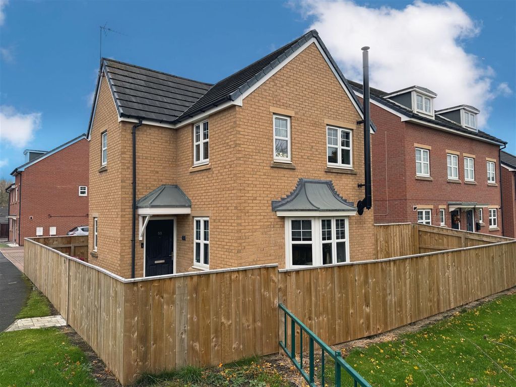 Property photo 1 of 16 External