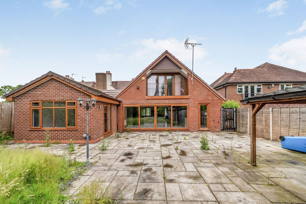 Property photo 2 of 16