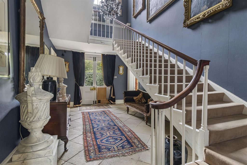 Property photo 3 of 50 15_61716.Jpg