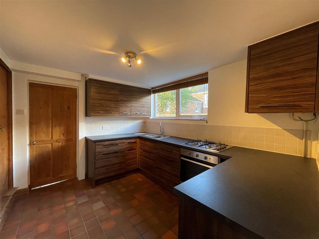 Property photo 2 of 7 Kitchen.Jpg