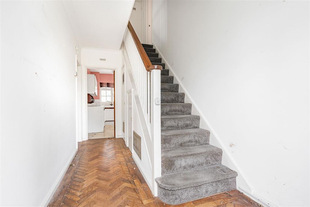 Property photo 2 of 27 14_76281.Jpg