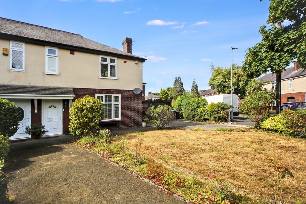 Property photo 1 of 21