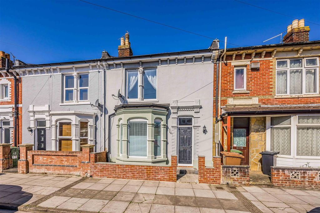 Property photo 1 of 16 111 Folkestone Road, Portsmouth-Small-Porticomarke