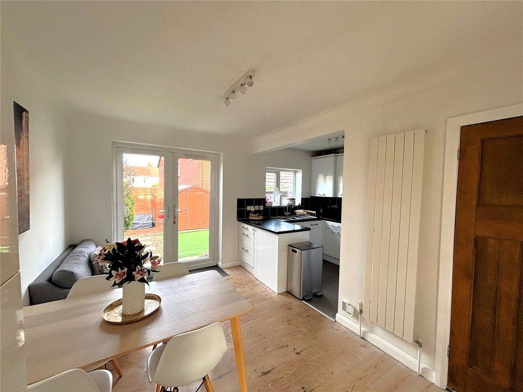 Property photo 3 of 24 Picture No. 04