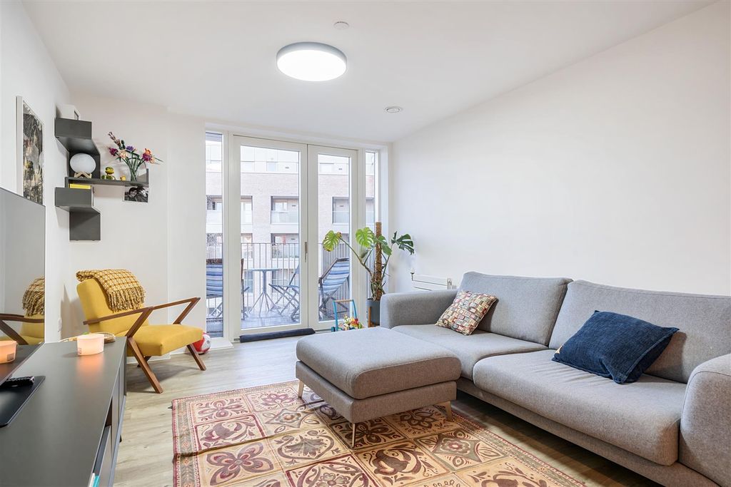 Property photo 3 of 15 1055064 (2).Jpg