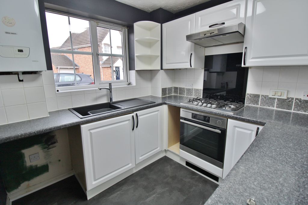 Property photo 3 of 14