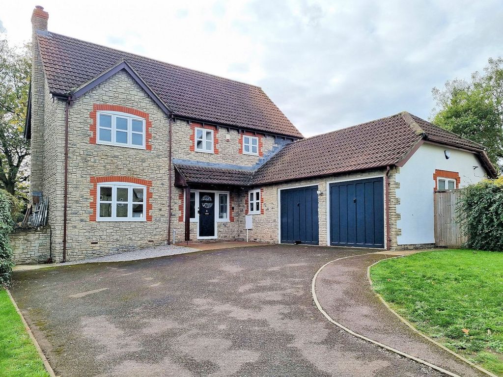 Property photo 1 of 25