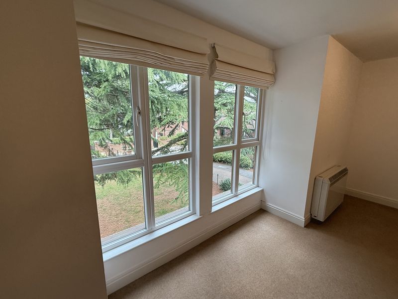 Property photo 2 of 14 Photo 10