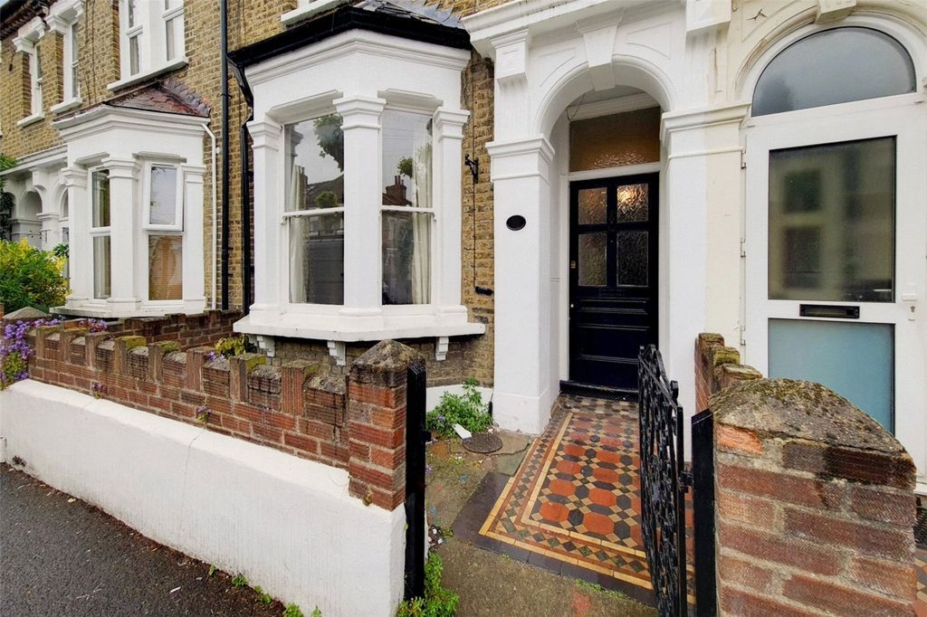 Property photo 2 of 14 Picture No. 01