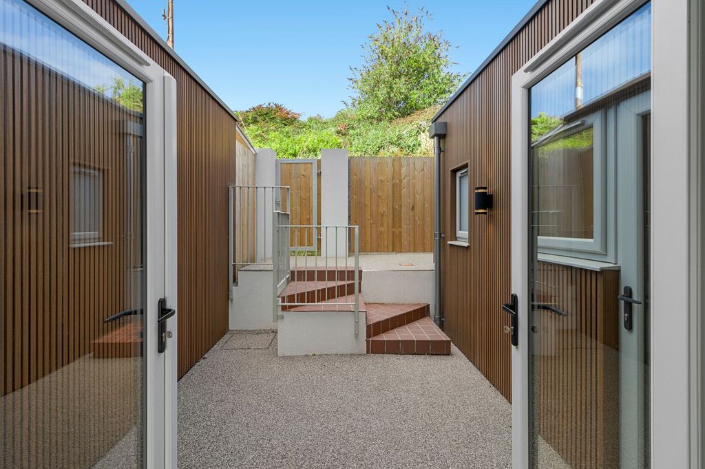 Additional image 10 of 4 bed property for saleMarine Parade, Paignton TQ3