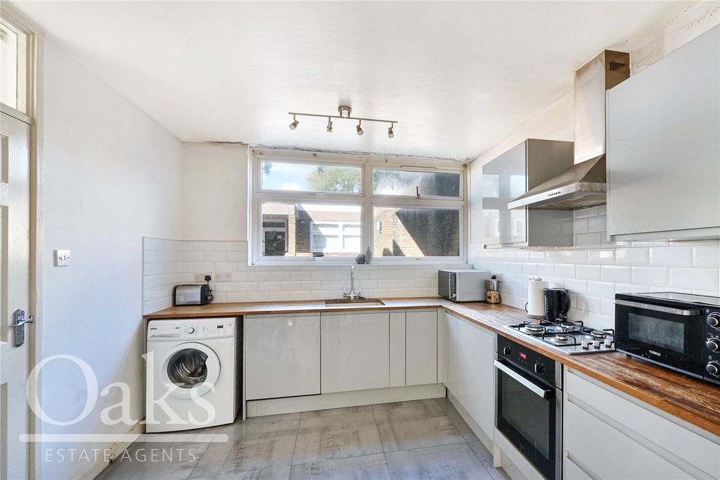 Property photo 1 of 12 Picture No. 05