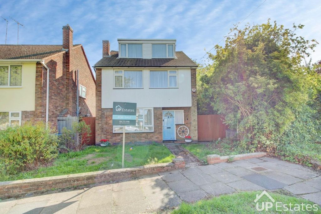 Property photo 1 of 32