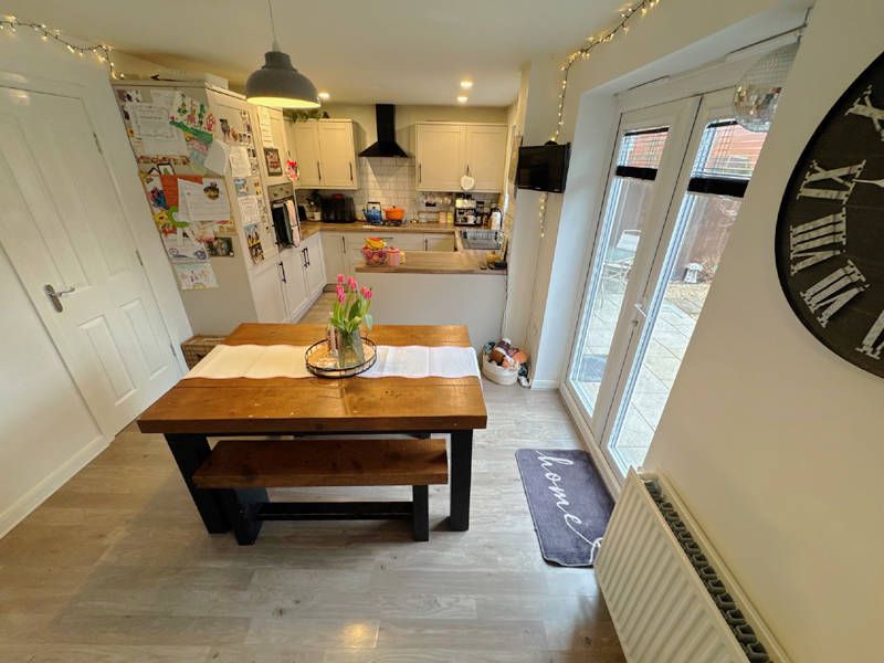 Property photo 2 of 30 Family Dining Kitchen