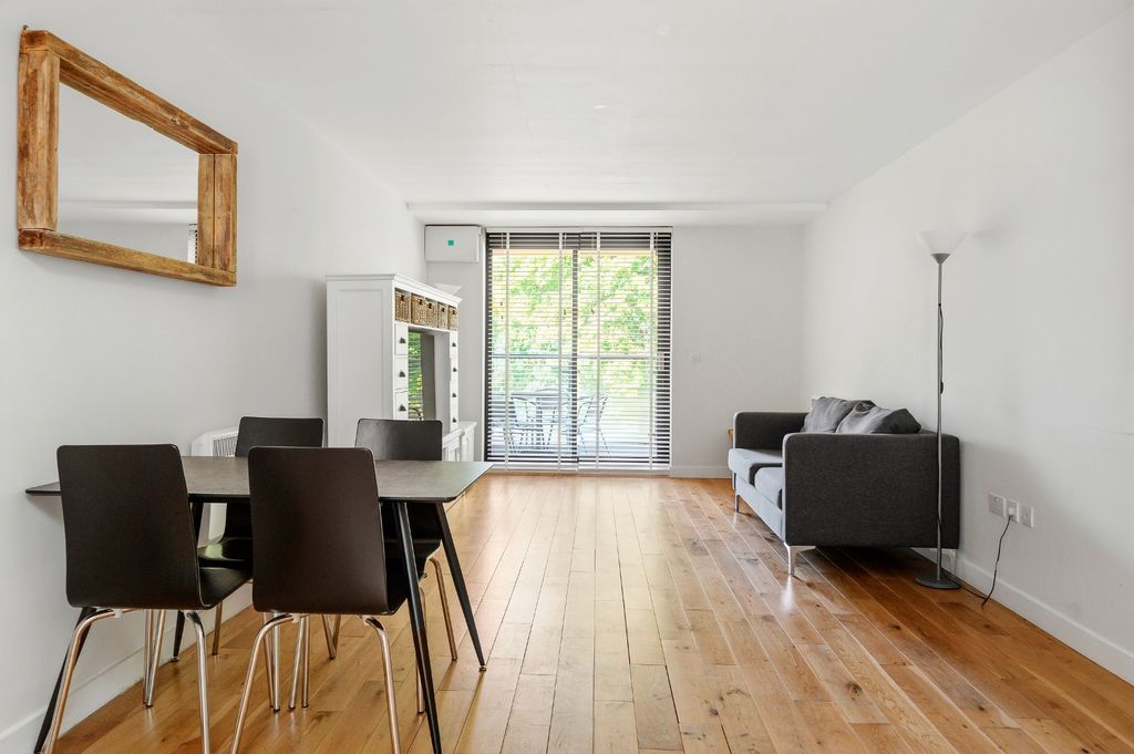 Property photo 1 of 15 Reception Room