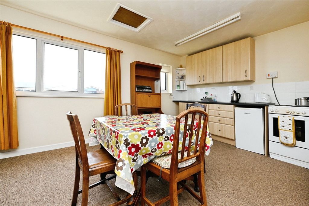 Property photo 3 of 17 Picture No. 07