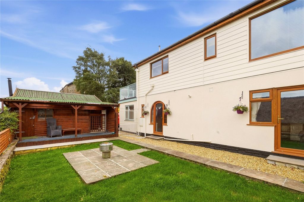 Property photo 1 of 40 Rear Elevation