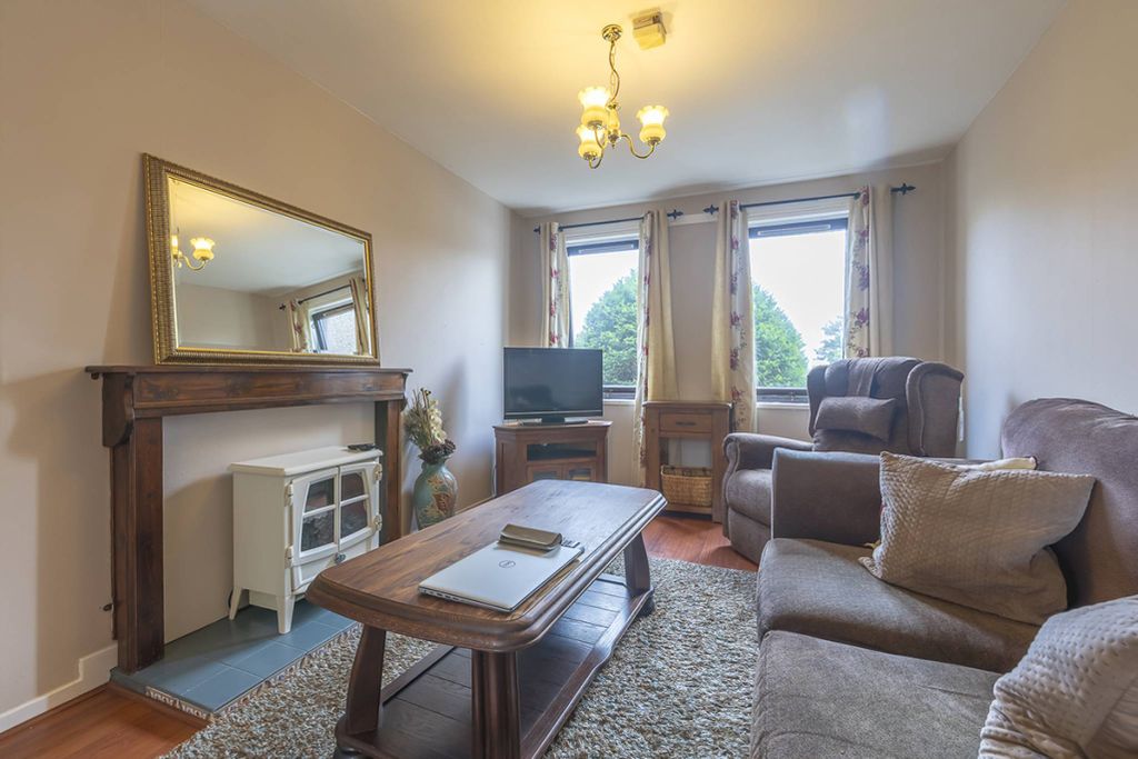 Property photo 2 of 19