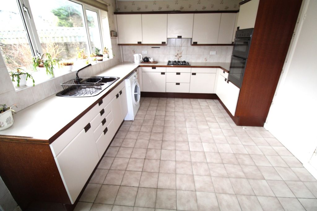 Property photo 3 of 17 Not Specified