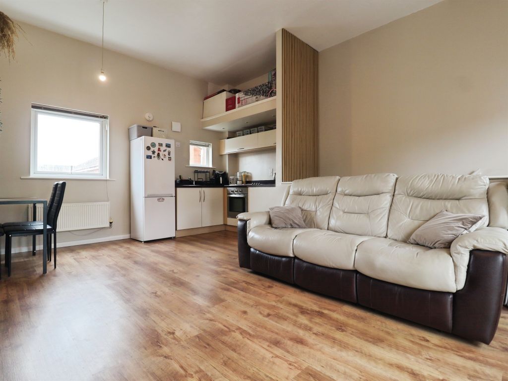 Property photo 3 of 16