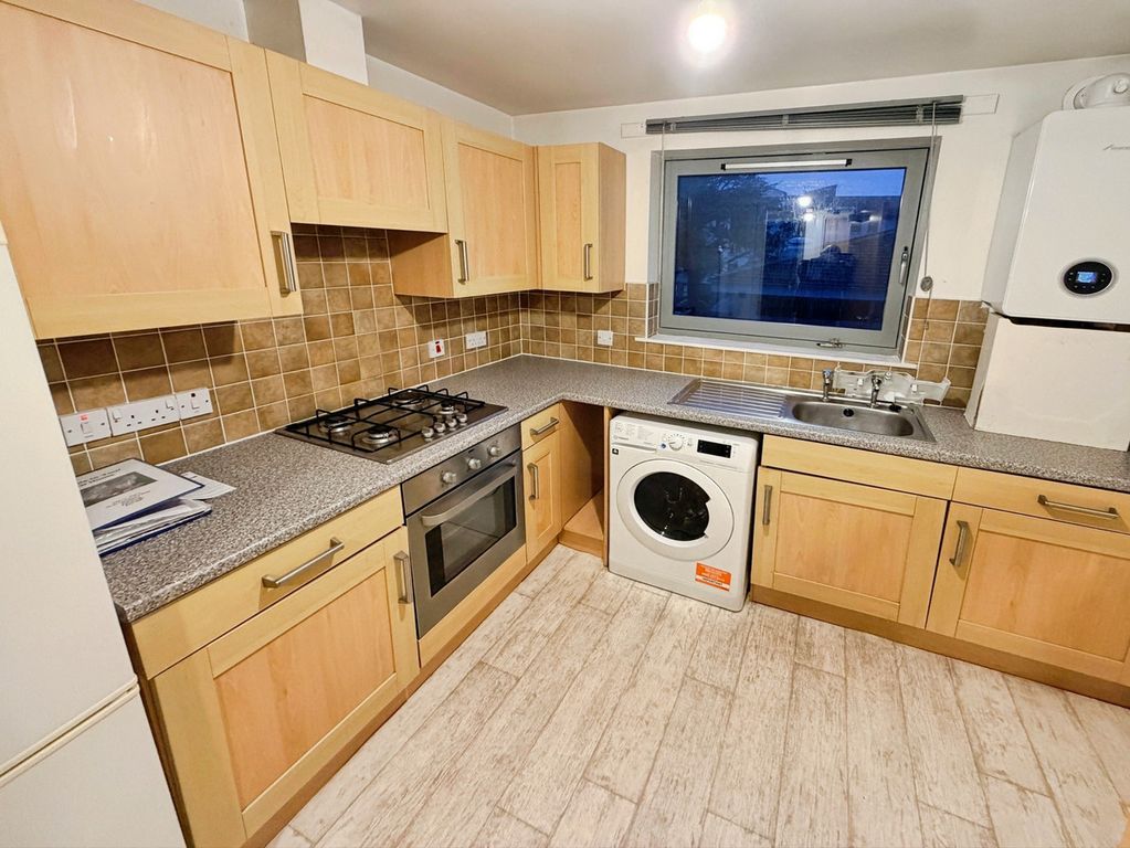 Property photo 3 of 5