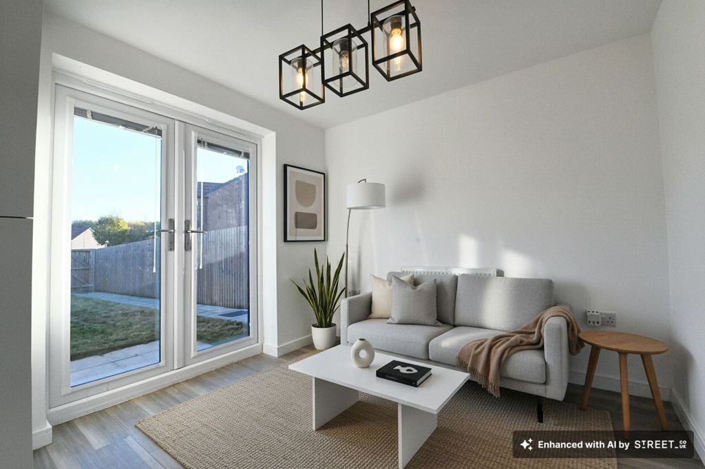 Property photo 3 of 25