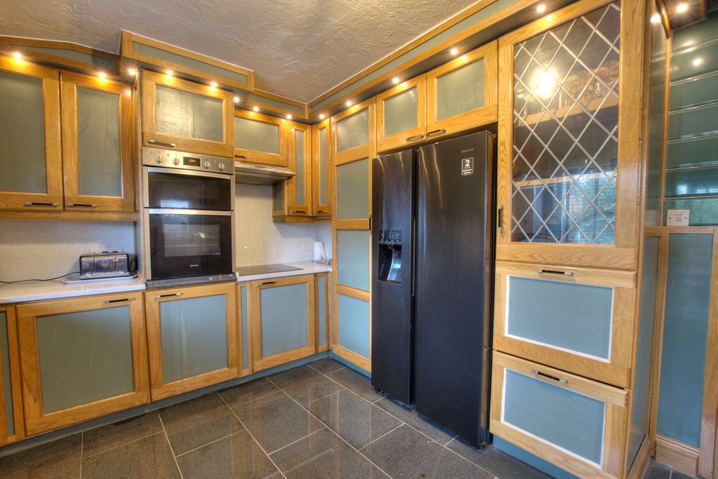 Property photo 3 of 26 3