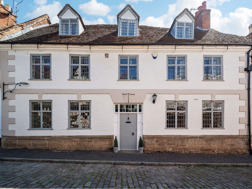 Property photo 1 of 50