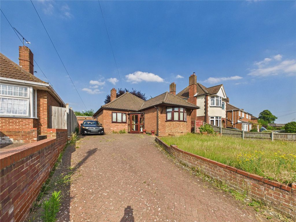 Property photo 1 of 10 Picture No. 01