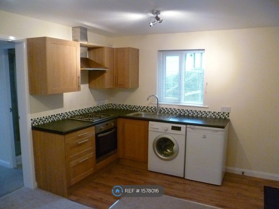 Property photo 3 of 5 Kitchen