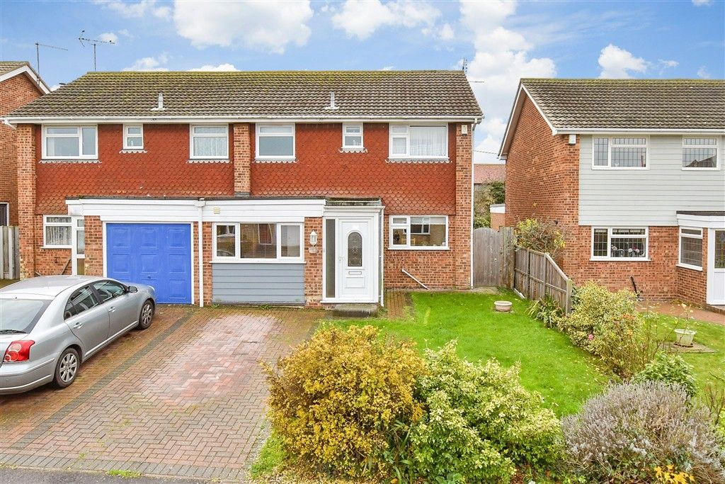 Property photo 1 of 16 Web