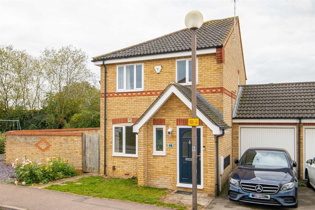 Property photo 1 of 15