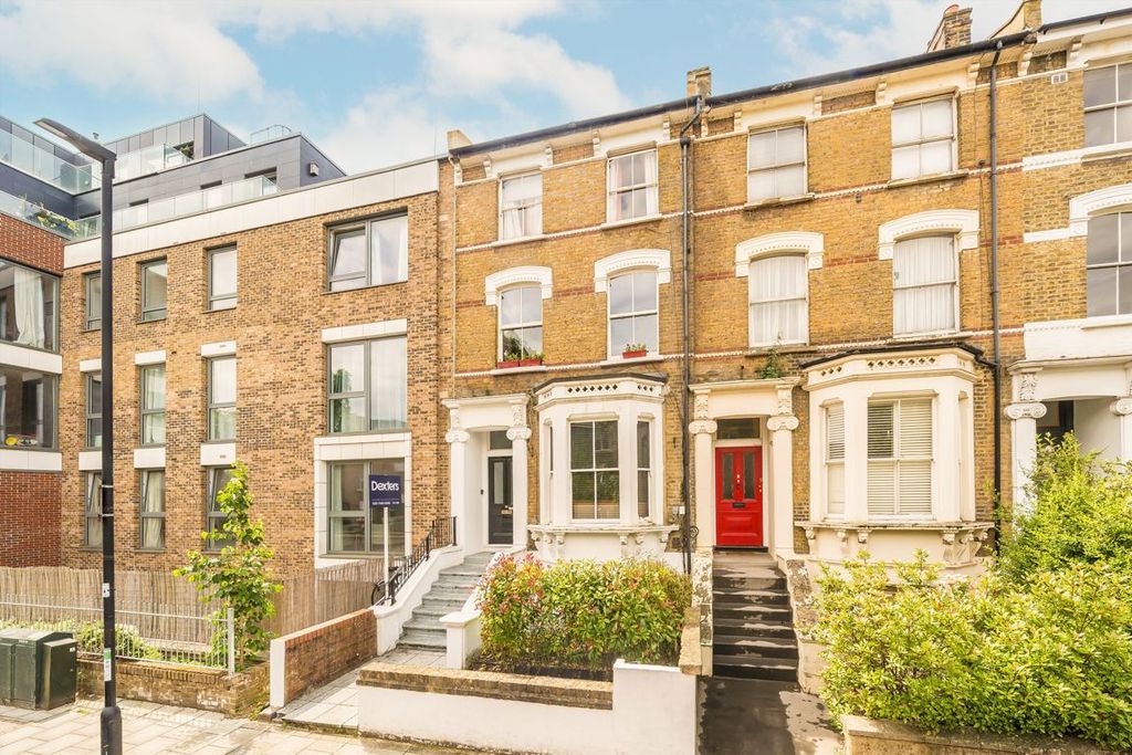 Property photo 1 of 7