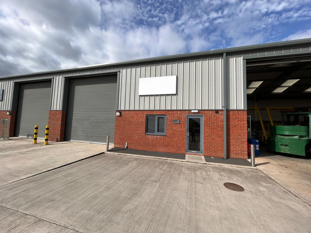 Property photo 2 of 11