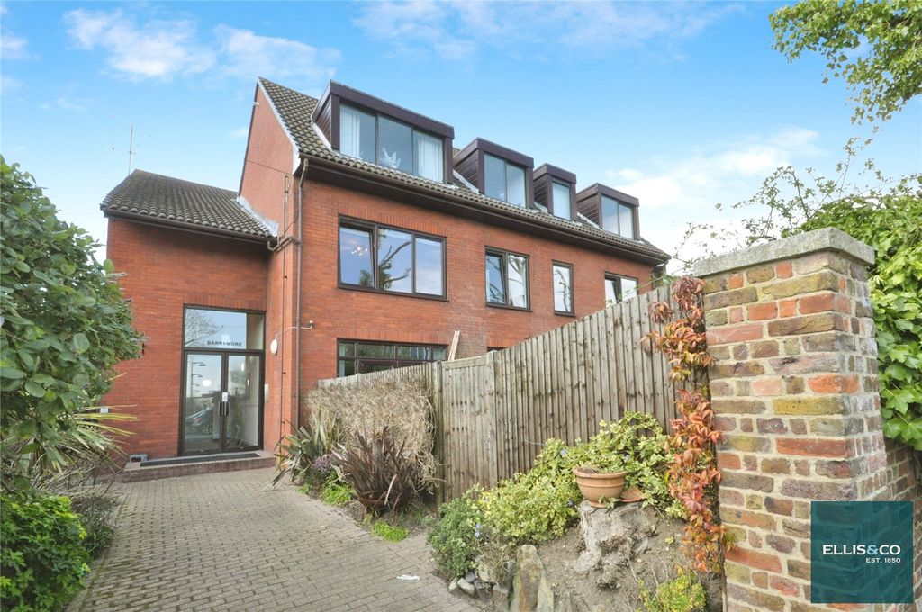 Property photo 3 of 13 Picture No. 75