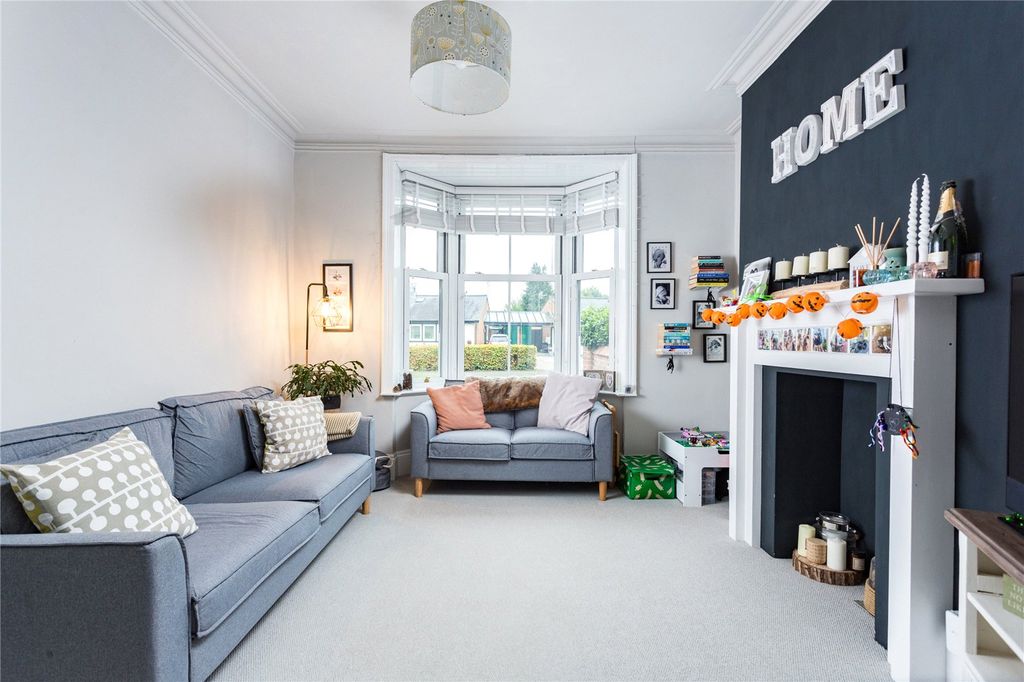 Property photo 3 of 15 Photos