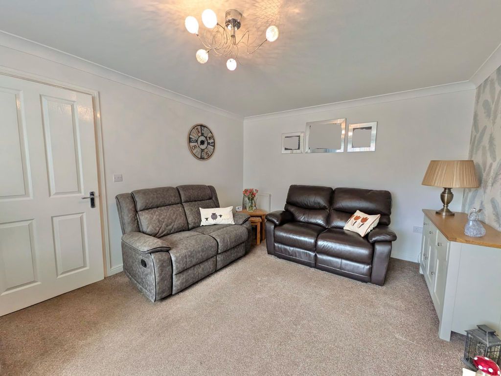 Property photo 3 of 24 Photo 3