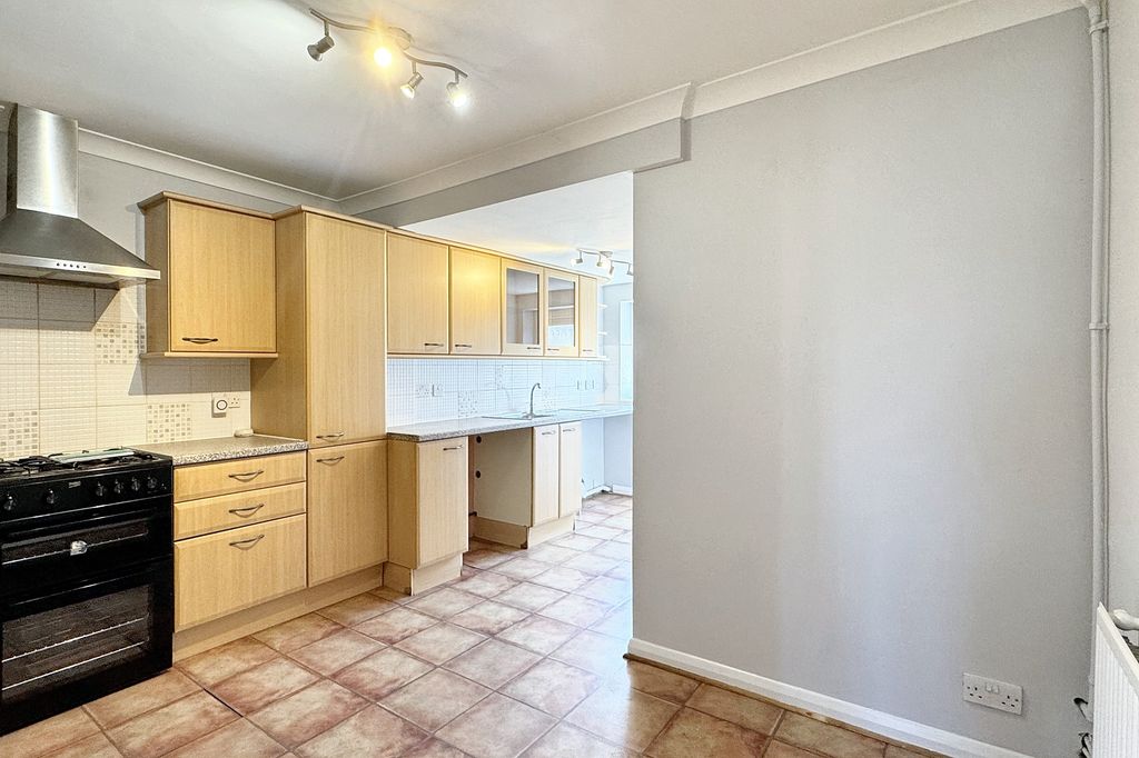 Property photo 3 of 10 Img_1394