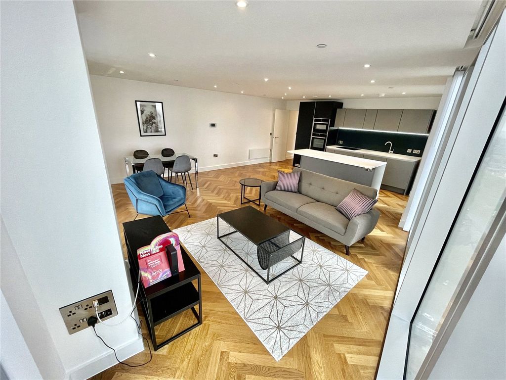 Property photo 2 of 8 Picture No. 01