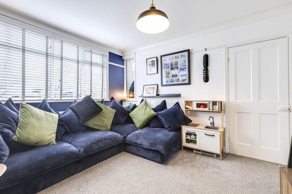 Property photo 3 of 22 Picture No. 07