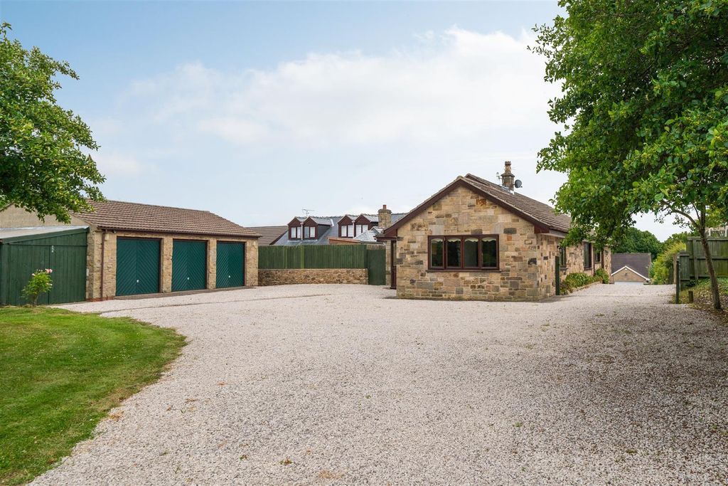 Property photo 2 of 34 Externals-20.Jpg