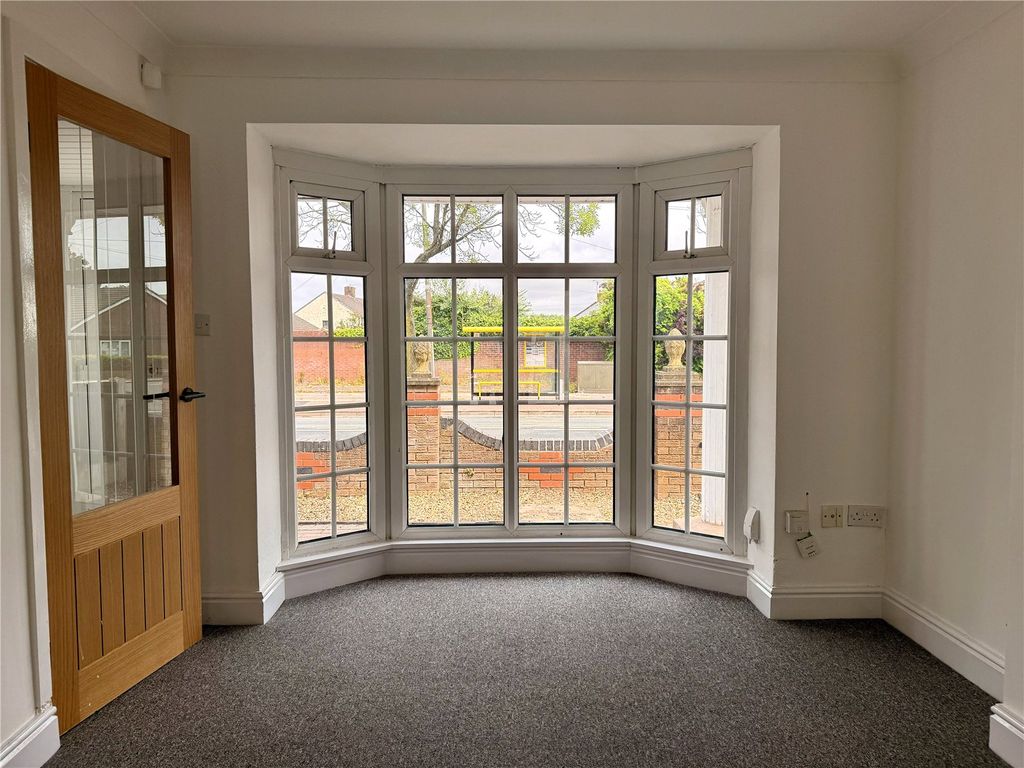 Property photo 3 of 14 Picture No. 05