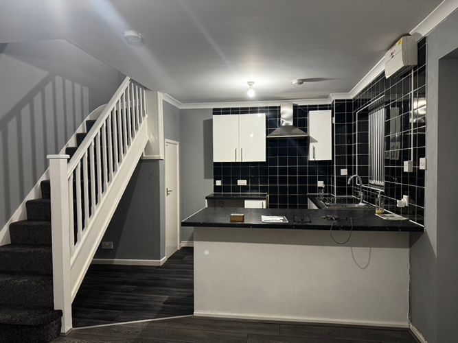 Property photo 1 of 6 Cover