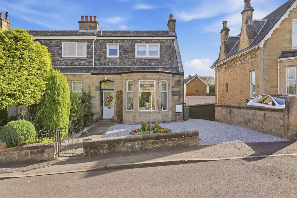 Property photo 1 of 35