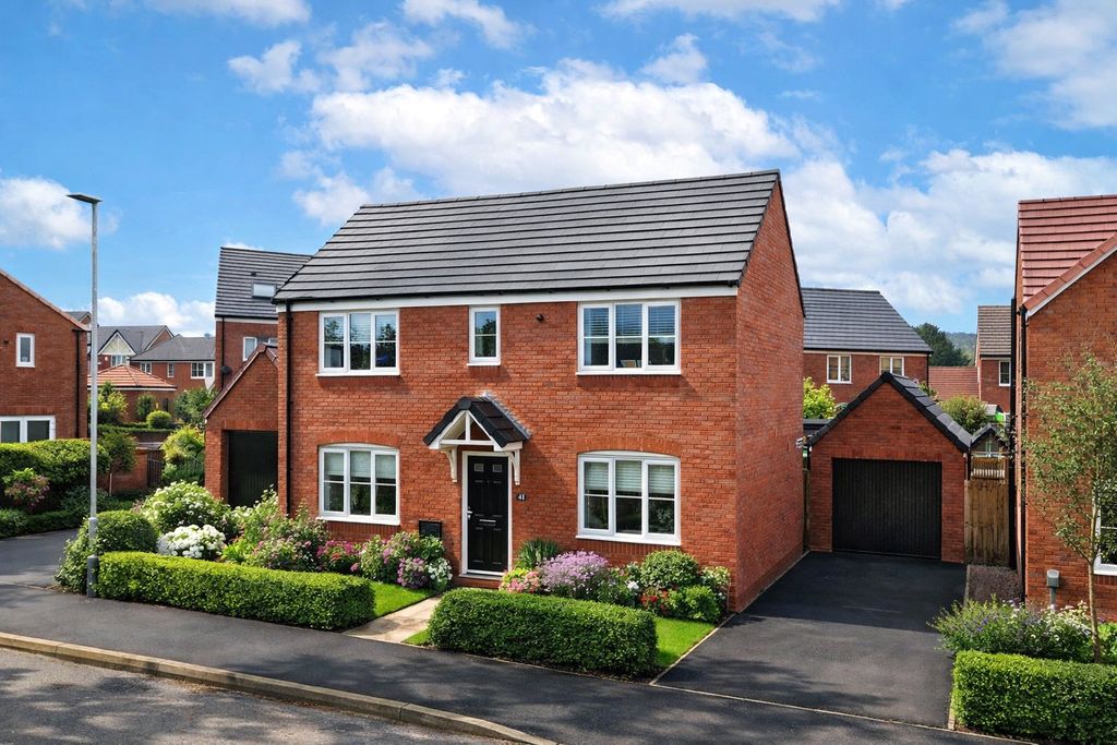 Property photo 1 of 34 Picture No. 39